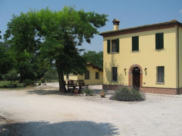 Al Parco Bed & Breakfast Ravenna Bagian luar foto